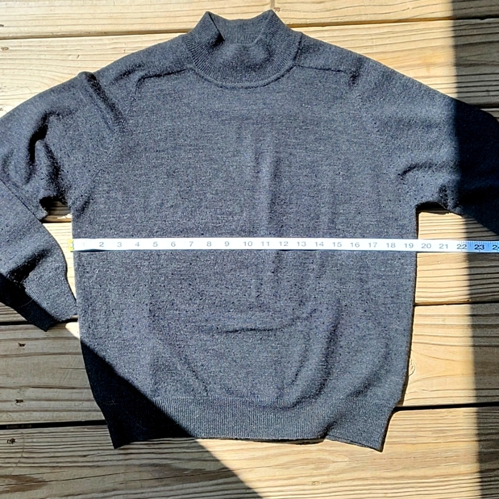 100% Lambswool sweater
